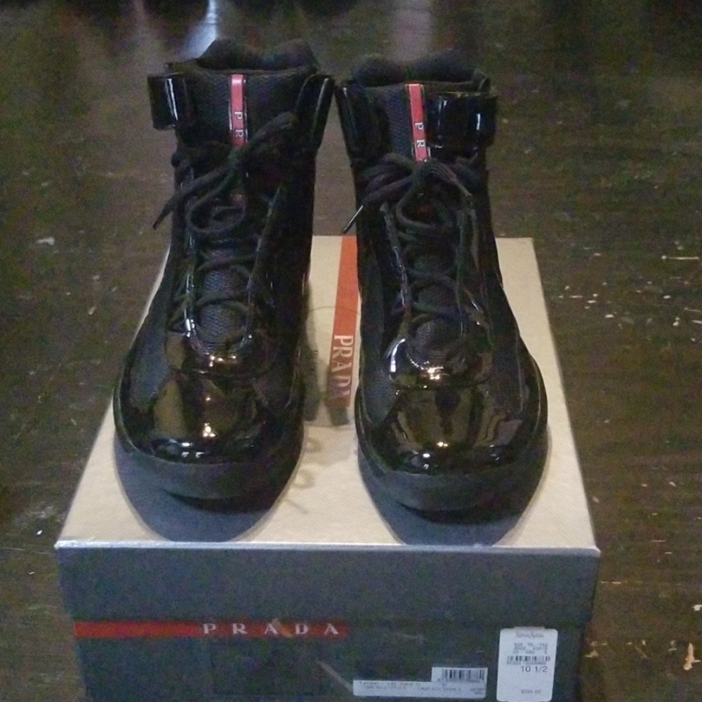 Prada Vernice & Bike